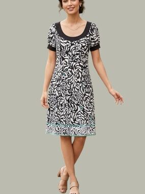 London Times Bold Floral Print Empire Waist Pleated Front Dress Size 10 Black